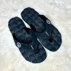 Volcom Cushy Bubble Kids Flip Flops 4